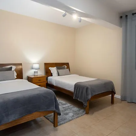 Relax Garden House By An Island Dom wakacyjny *