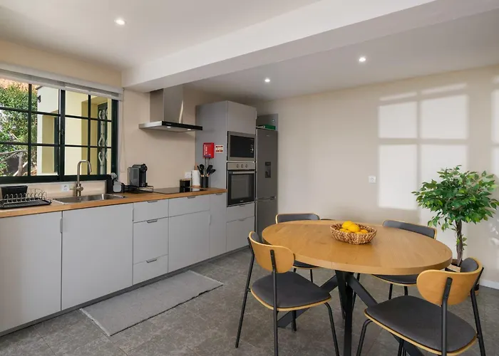 別荘 Relax Garden House By An Island アルコ・ダ・カリェタ