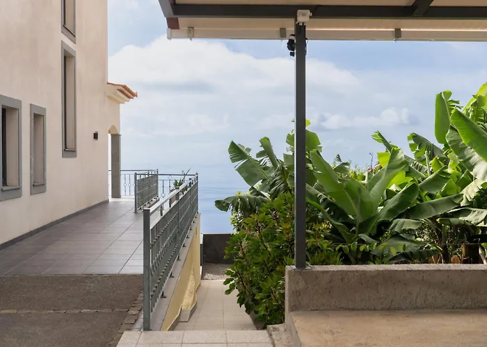 Relax Garden House By An Island * アルコ・ダ・カリェタ